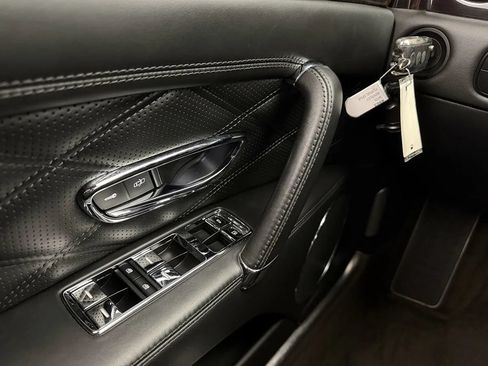 Used 2015 Bentley Flying Spur V8 AWD/4WD image 11