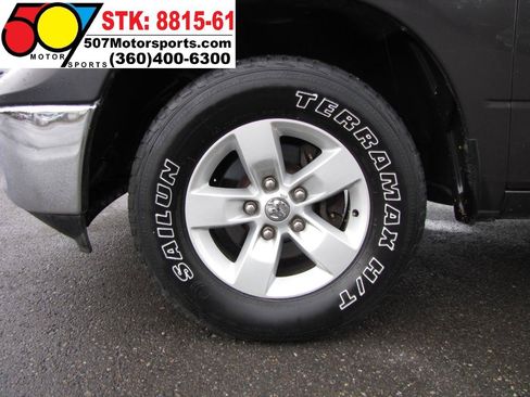 Used 2017 RAM 1500 ST w/ SXT Appearance Group AWD/4WD image 25
