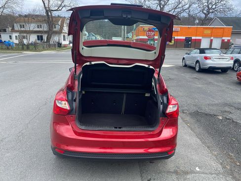 Used 2012 Ford Focus SE FWD image 19