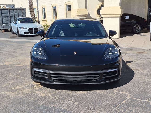 Used 2018 Porsche Panamera image 2