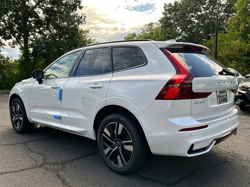 New 2026 Volvo XC60 B5 Plus w/ Protection Package Premier image 5