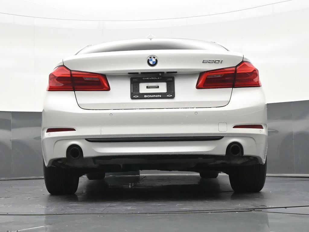 Used 2019 BMW 530i w/ Convenience Package RWD image 26