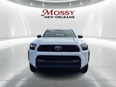 Used 2025 Toyota 4Runner SR5 image 2