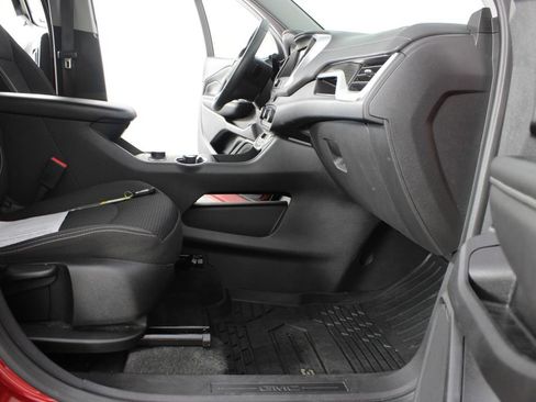 Used 2024 GMC Terrain SLE w/ Driver Convenience Package FWD image 21