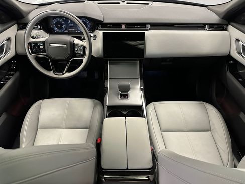 Used 2026 Land Rover Range Rover Velar S AWD/4WD image 10