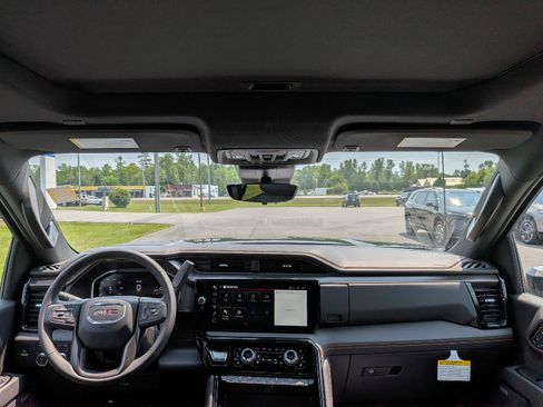 New 2026 GMC Sierra 2500 AT4 w/ AT4 Premium Plus Package AWD/4WD image 24