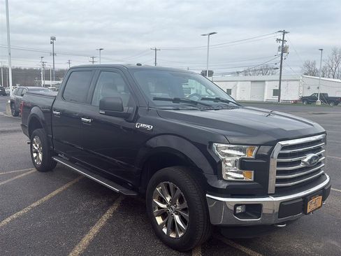 Used 2016 Ford F150 XLT w/ Equipment Group 302A Luxury image 2