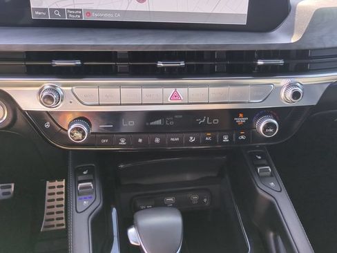 Certified 2024 Kia Telluride SX Prestige X-Pro AWD/4WD image 25