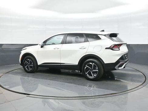 Used 2024 Kia Sportage LX image 5