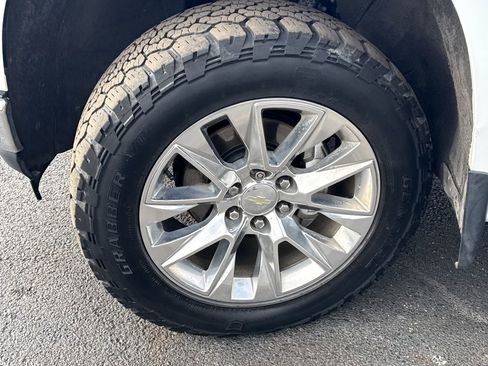 Used 2019 Chevrolet Silverado 1500 LTZ image 13