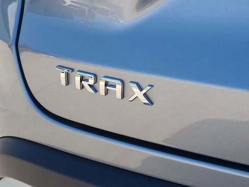New 2026 Chevrolet Trax LT image 9
