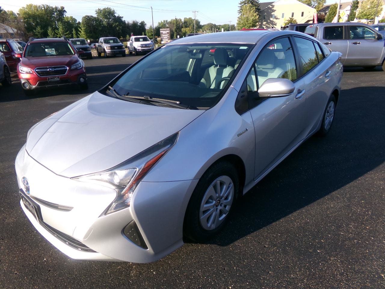 Used 2016 Toyota Prius Two FWD image 5