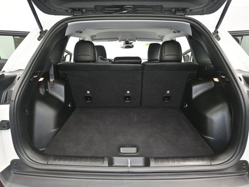 Used 2021 Jeep Cherokee Latitude Lux AWD/4WD image 9