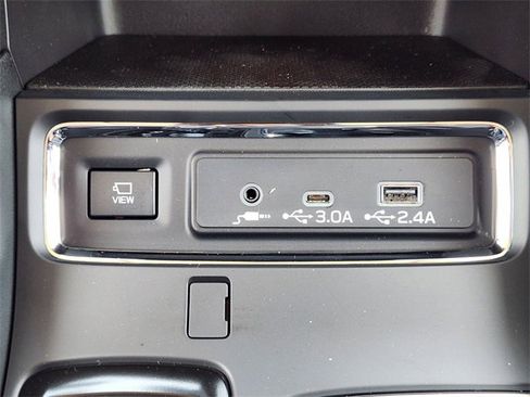 New 2025 Subaru Ascent Bronze Edition image 16