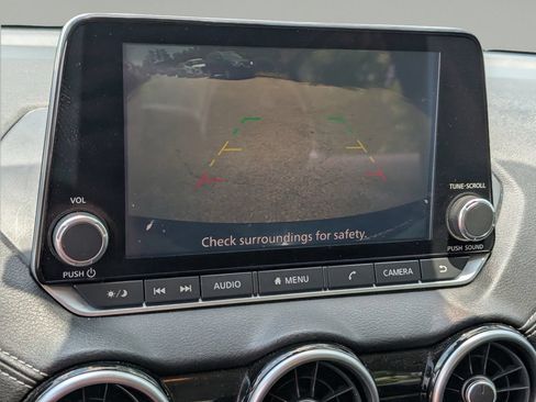Used 2020 Nissan Sentra SV FWD image 23