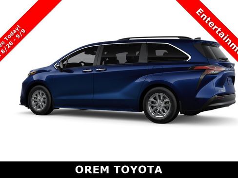 New 2026 Toyota Sienna XLE AWD/4WD image 5