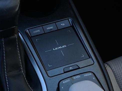 Used 2020 Lexus UX 250h w/ Premium Package image 21