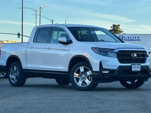 New 2025 Honda Ridgeline RTL image 2