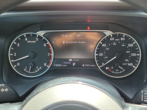 Certified 2022 Nissan Rogue SV FWD image 25