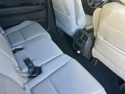 Used 2023 Honda Passport Elite image 34