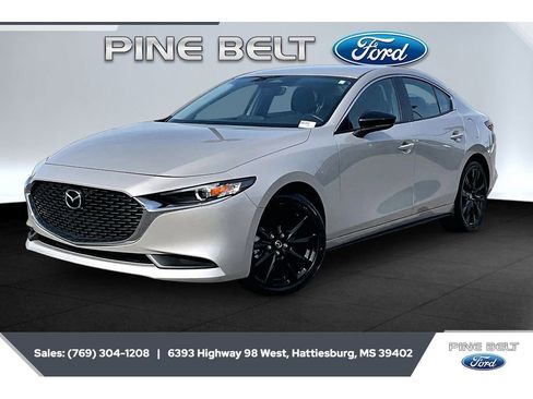 Used 2025 MAZDA MAZDA3 s FWD image 10