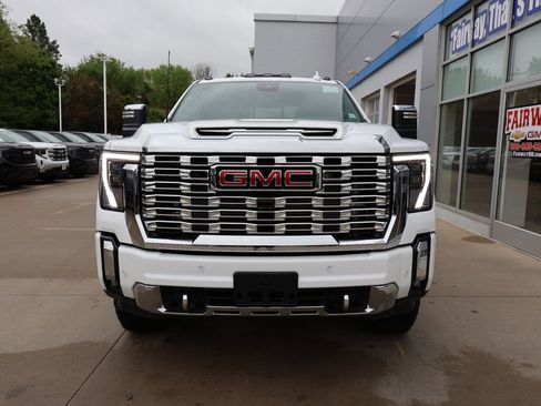 New 2026 GMC Sierra 2500 Denali w/ Denali Reserve Package AWD/4WD image 5
