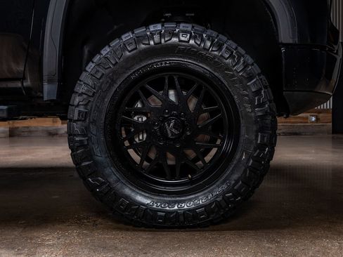 Used 2022 GMC Sierra 1500 Elevation AWD/4WD image 12