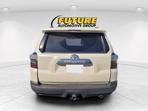 Used 2018 Toyota 4Runner Limited AWD/4WD image 4