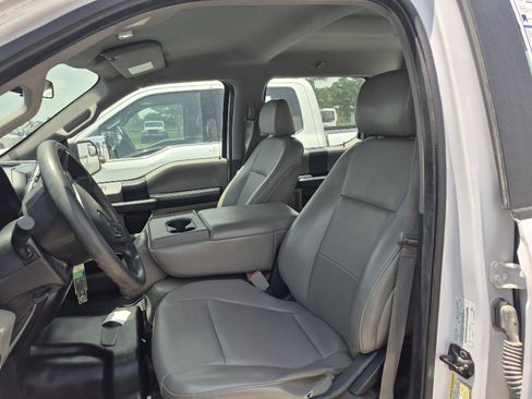 Used 2020 Ford F150 XL w/ Equipment Group 101A Mid RWD image 2