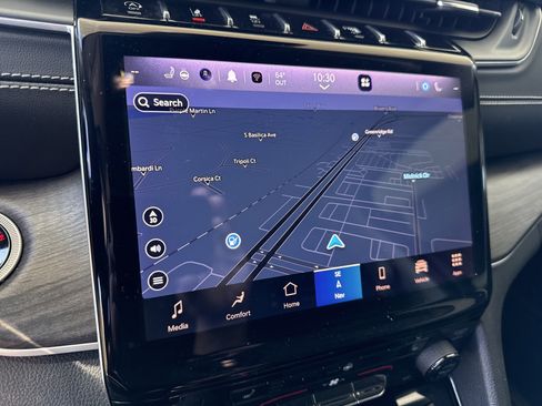 Used 2023 Jeep Grand Cherokee Limited w/ Black Appearance Package image 23