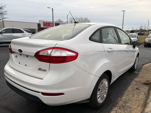 Used 2016 Ford Fiesta S image 7