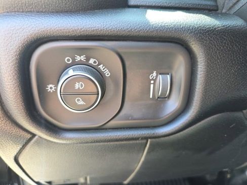 Used 2024 RAM 3500 Big Horn w/ Safety Group AWD/4WD image 11