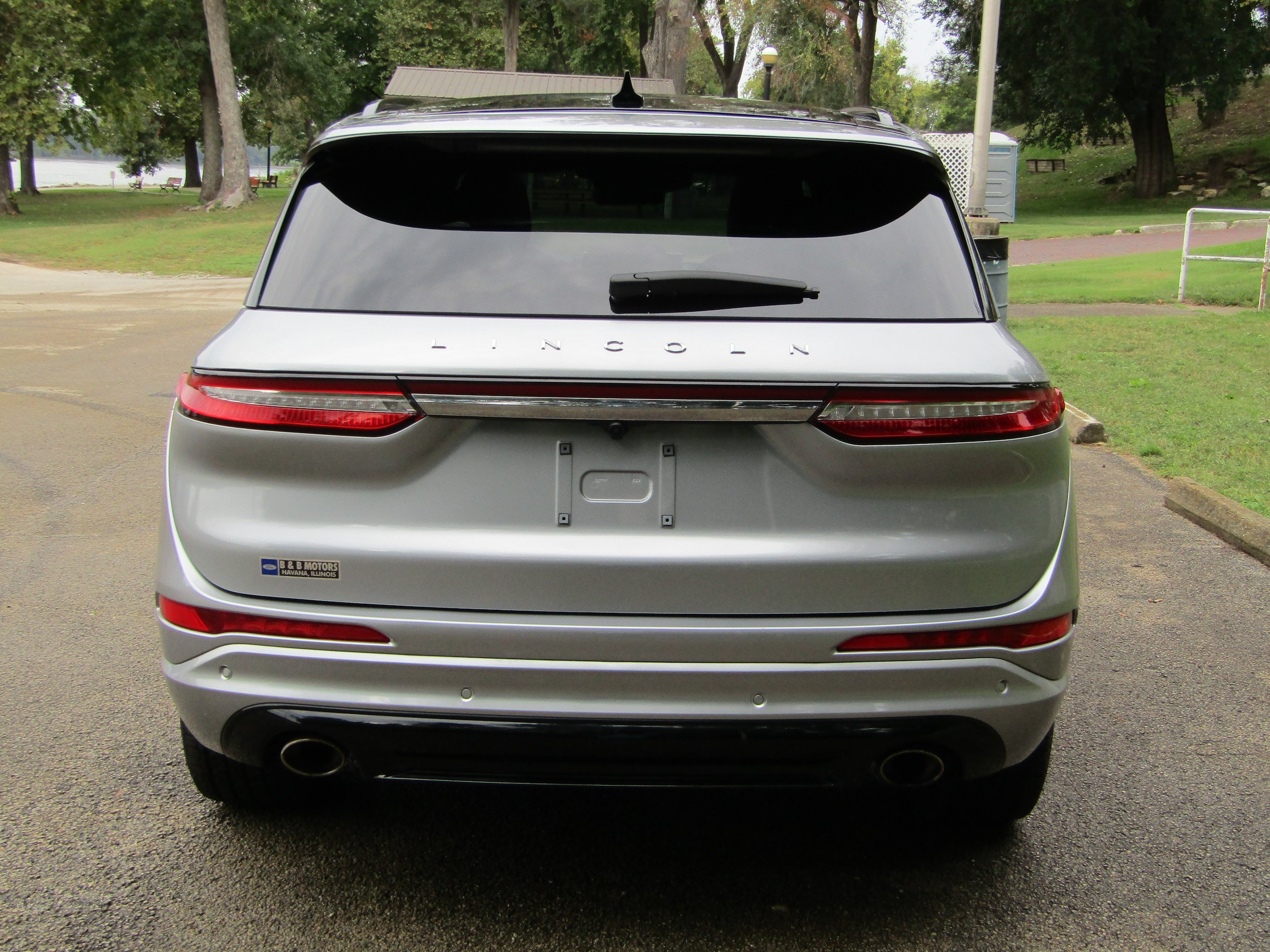 Used 2024 Lincoln Corsair Reserve w/ Equipment Group 201A AWD/4WD image 3