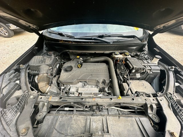 Used 2024 GMC Terrain SLE FWD image 35