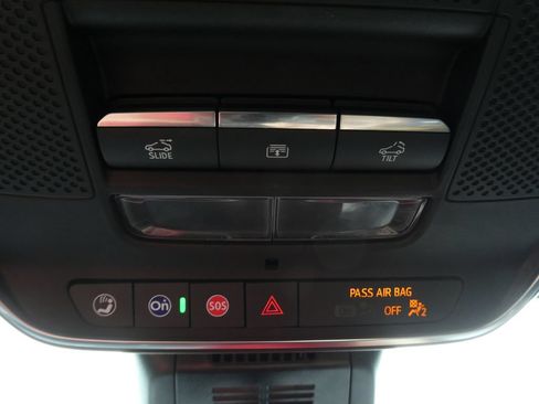 Certified 2025 Chevrolet Equinox RS w/ Safety and Technology Package AWD/4WD image 29