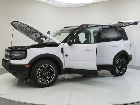 New 2025 Ford Bronco Sport Outer Banks w/ Outer Banks Tech Package+ image 12