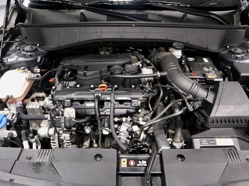 Used 2024 Hyundai Kona Limited AWD/4WD image 19