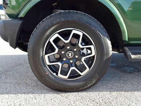 New 2025 Ford Bronco Outer Banks image 25