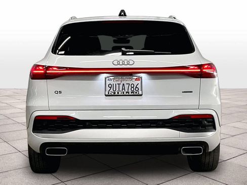 Certified 2025 Audi Q5 Prestige image 7