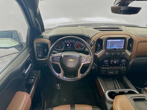 Used 2021 Chevrolet Silverado 1500 High Country image 23