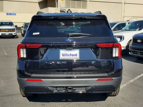 Used 2026 Ford Explorer ST-Line w/ ST-Line Street Pack image 19