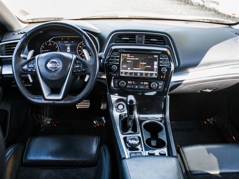 Used 2016 Nissan Maxima SR FWD image 27