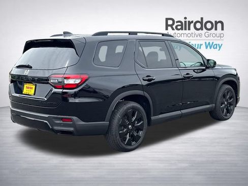 Used 2026 Honda Pilot Black Edition image 7