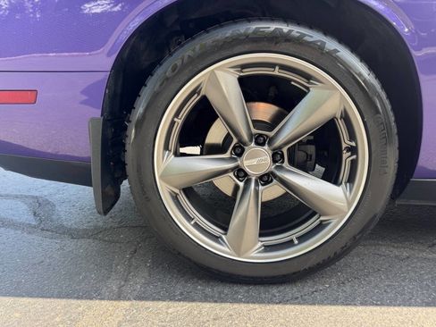 Used 2010 Dodge Challenger R/T RWD image 19
