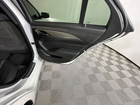 Used 2018 Cadillac CTS V image 25
