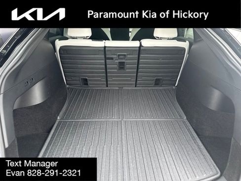 Used 2021 Tesla Model Y Performance AWD/4WD image 9