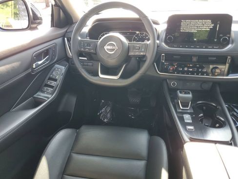 Certified 2023 Nissan Rogue SL w/ SL Premium Package FWD image 16