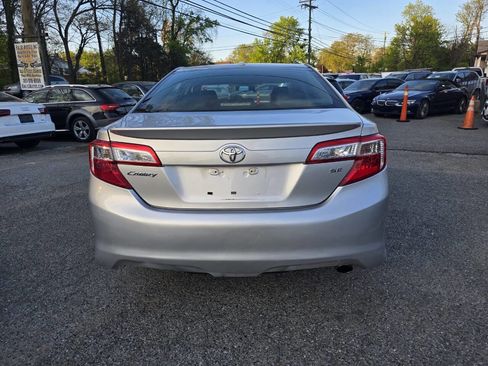Used 2012 Toyota Camry SE image 13