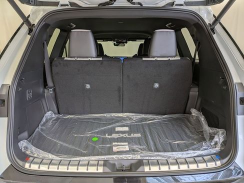 New 2026 Lexus TX 500h AWD image 33