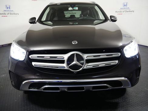 Used 2020 Mercedes-Benz GLC 300 4MATIC image 2